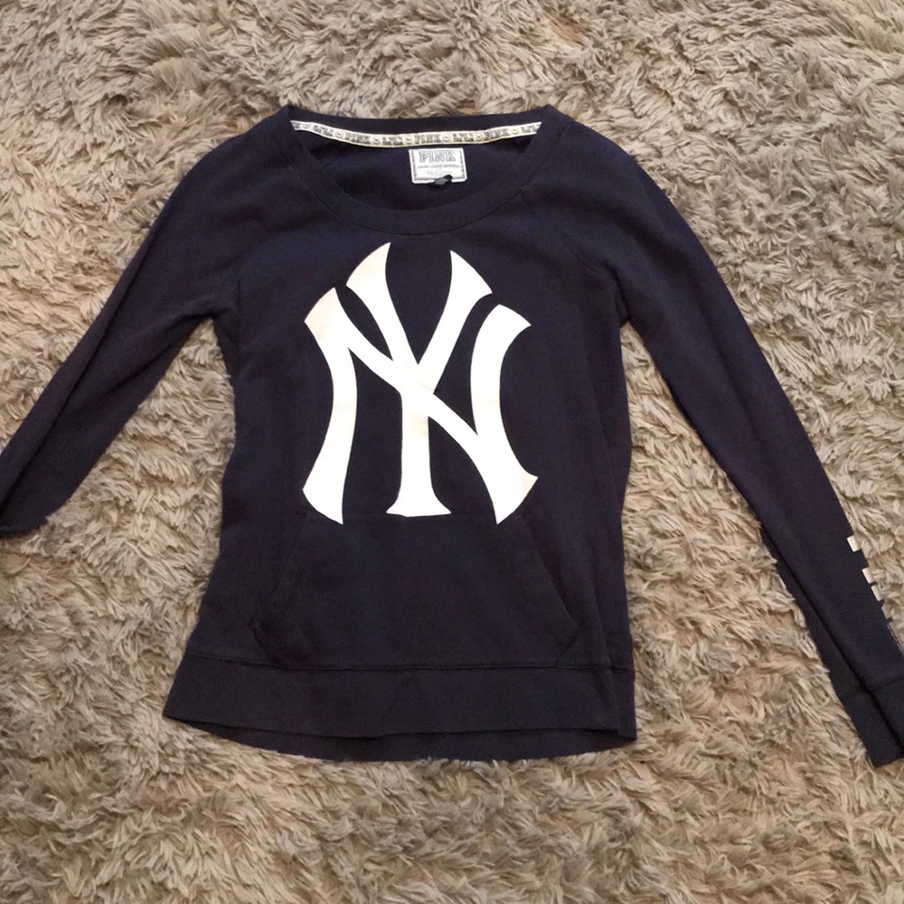 PINK Yankee crew neck sweater